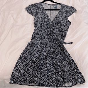 Brandy melville wrap dress